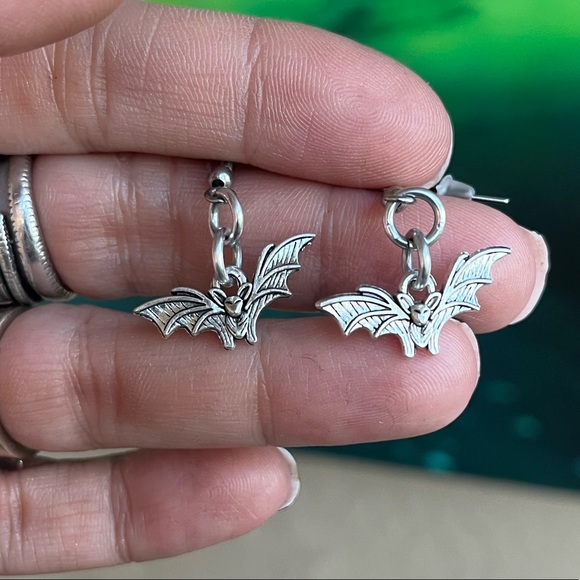 Bat vampire set earrings necklace goth halloween silver plated & stainless steel - Picture 3 of 15